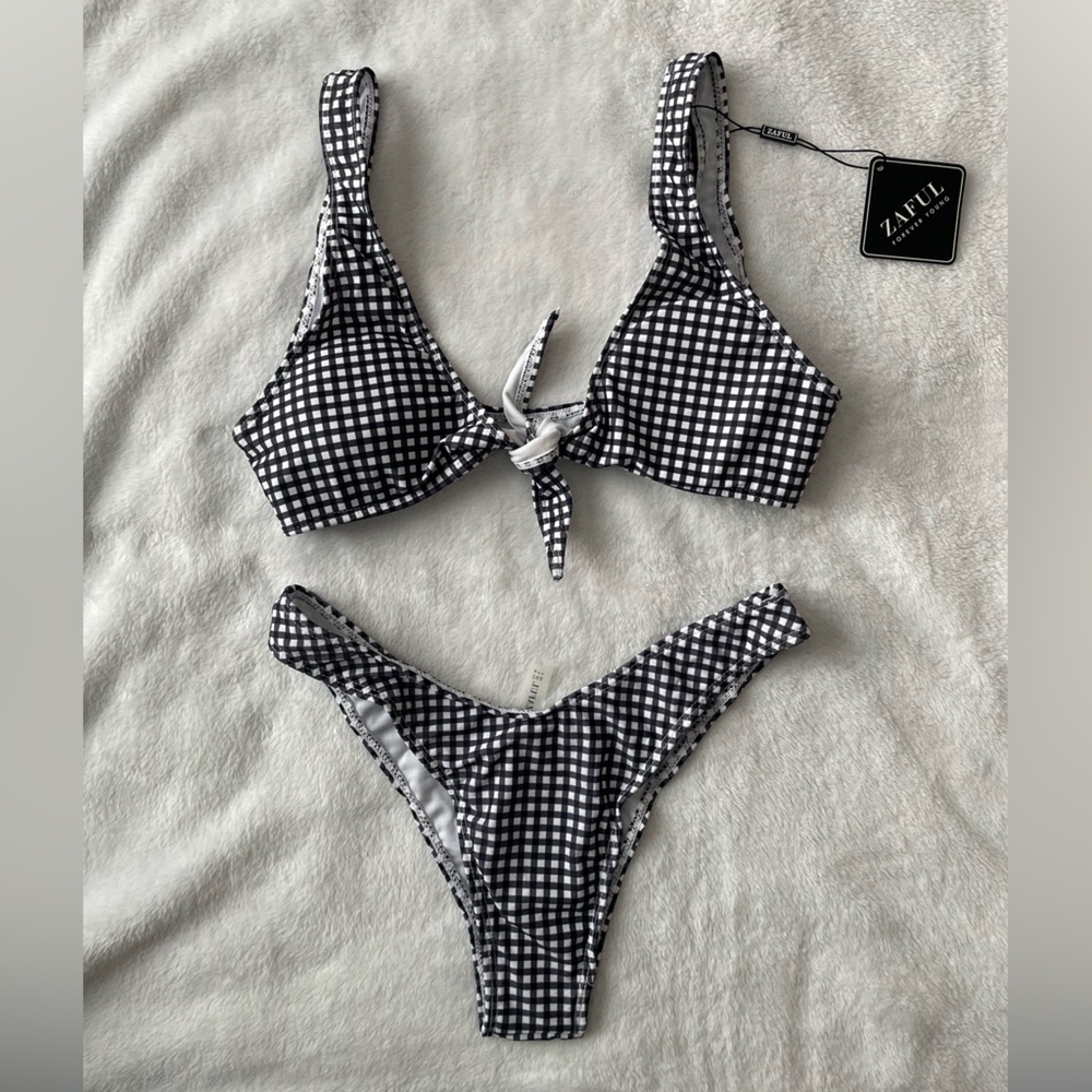 NWT Zaful Tie Front Monochrome Gingham Bikini Set size small